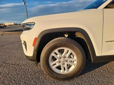 2024 Jeep Grand Cherokee Laredo