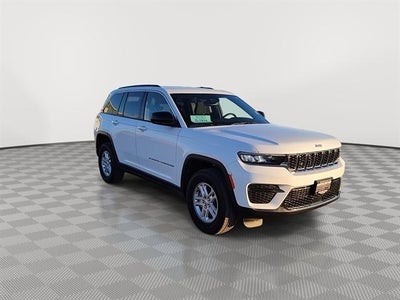 2024 Jeep Grand Cherokee Laredo