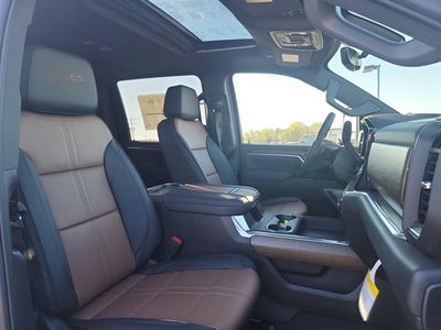 2026 Chevrolet Silverado 3500 HD High Country DRW