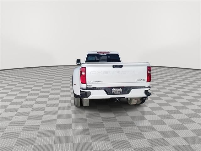 2026 Chevrolet Silverado 3500 HD High Country DRW