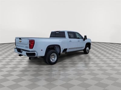 2026 Chevrolet Silverado 3500 HD High Country