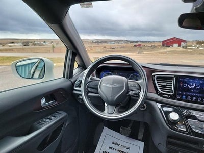 2020 Chrysler Pacifica Limited 35th Anniversary