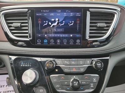 2020 Chrysler Pacifica Limited 35th Anniversary