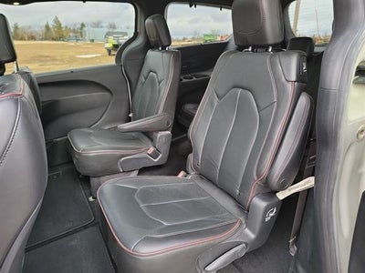 2020 Chrysler Pacifica Limited 35th Anniversary