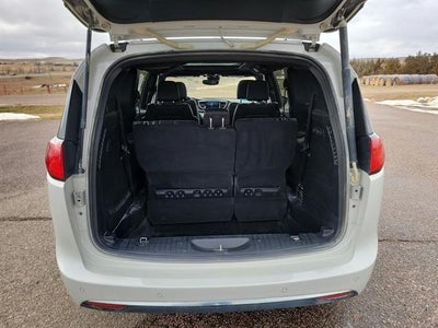 2020 Chrysler Pacifica Limited 35th Anniversary